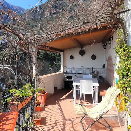 Estate4home - Maison Lirio 펜션 *