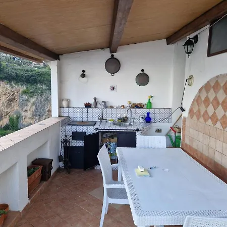 Estate4home - Maison Lirio *